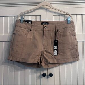 NWT Bee & Ceci Los Angeles Khaki Skinny Fit Cuffed Denim Shorts